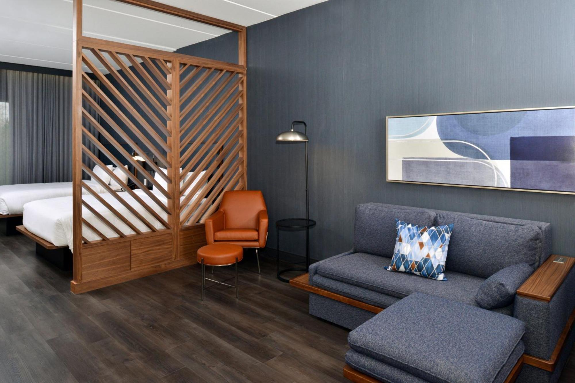 Courtyard By Marriott Raleigh Cary Crossroads Hotel ภายนอก รูปภาพ